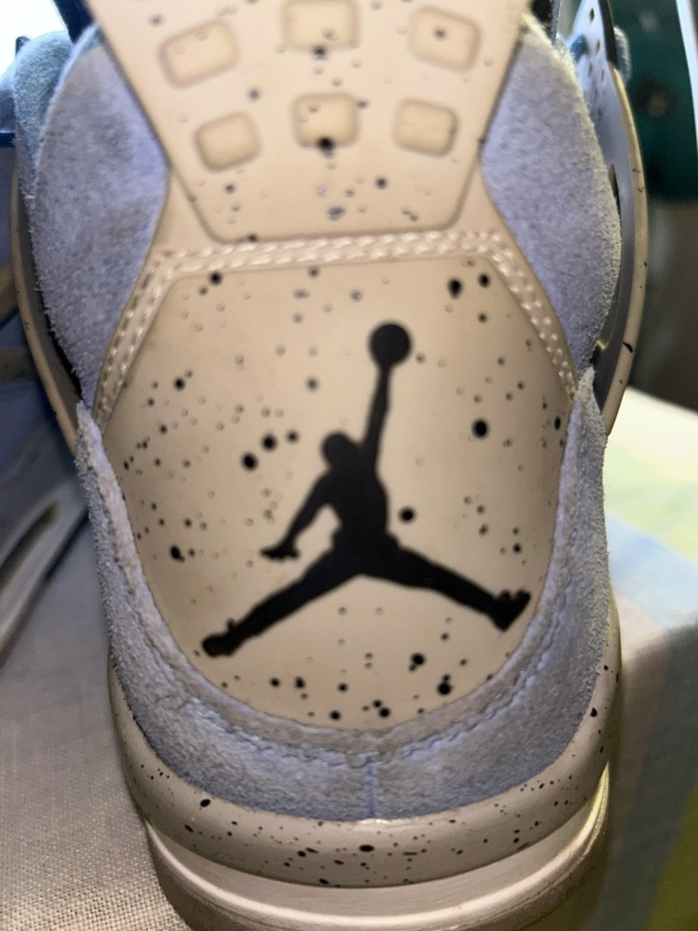 Jordan Light Blue and Gray Suede Retro University Sneakers size 10 AUTHENTICATED - Picture 10 of 15